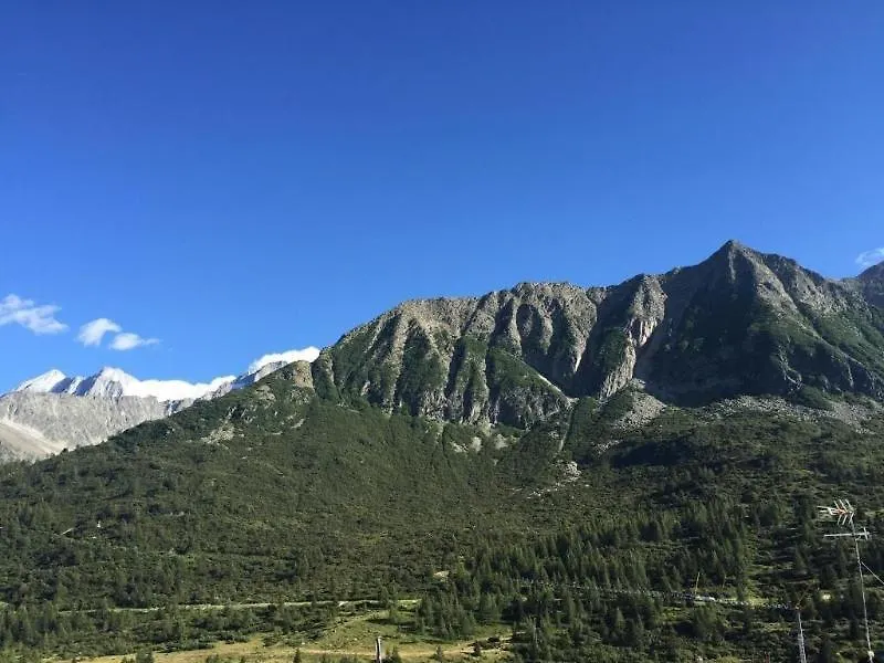 Hotel Edelweiss Passo del Tonale 3*,  Italy
