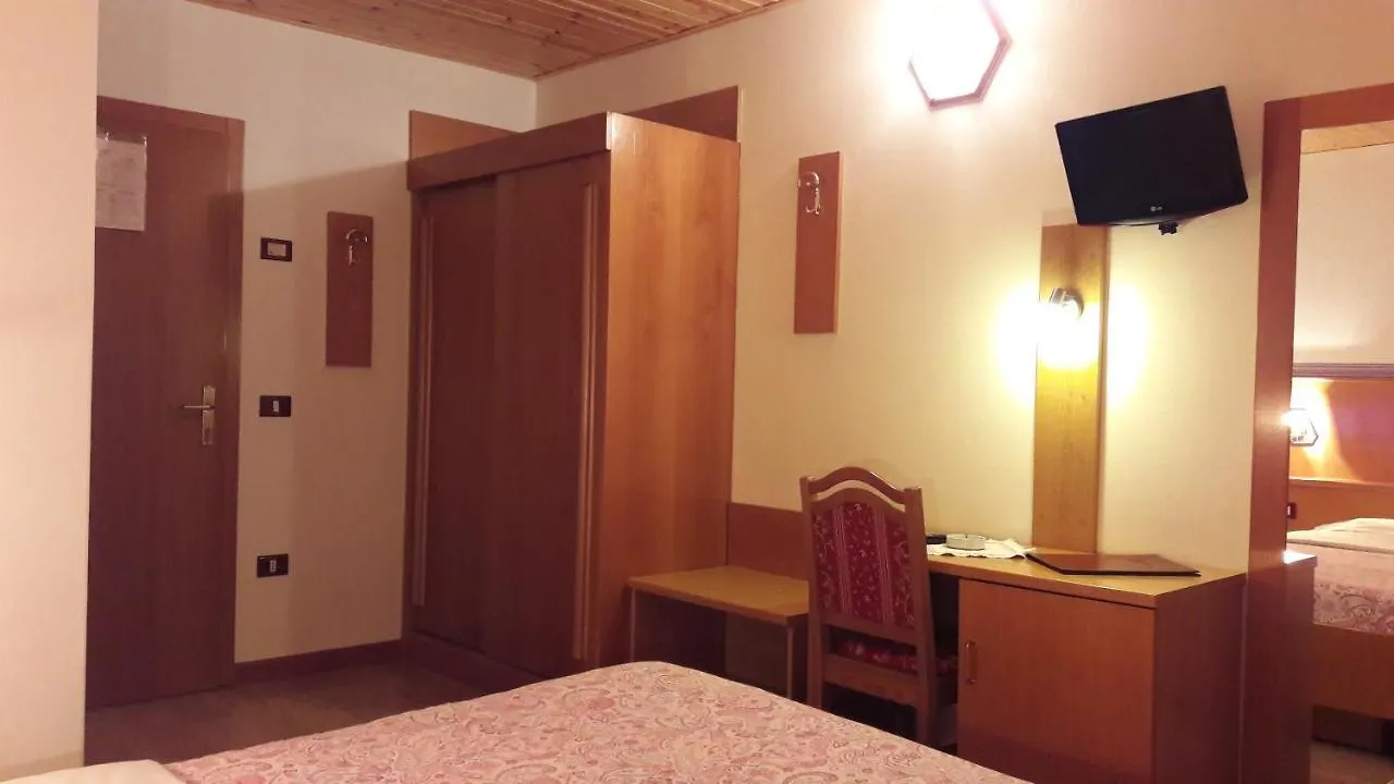 Hotel Edelweiss Passo del Tonale Italy